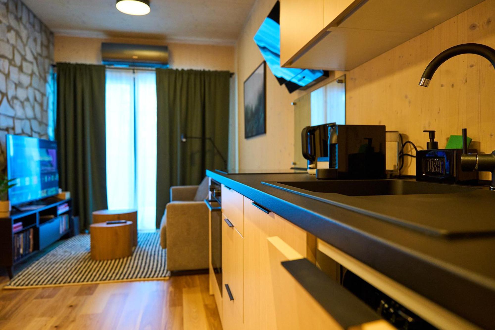 1-Bedroom Apartment Adam With Free Parking Демяновская долина Экстерьер фото